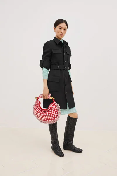 Look 49